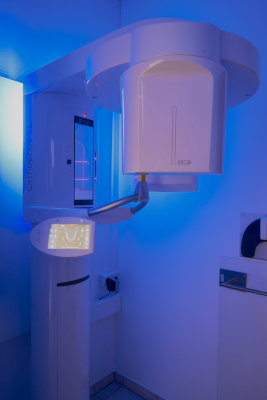 Röntgen-Raum mit digitalem Röntgengerät